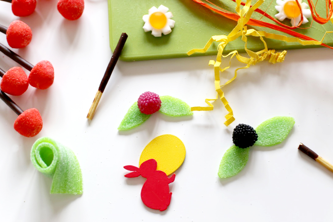 170315 bonbons fleurs gateau jardinier Le gâteau jardinier (pour se préparer à accueillir le lapin de Pâques)